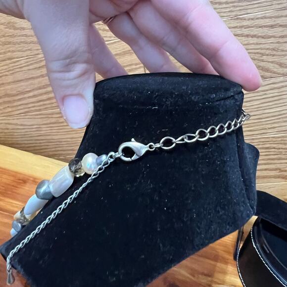 Lia Sophia Seascapes Mother Of Pearl Necklace & Earrings Set NEW Chunky Pearls - Picture 9 of 10